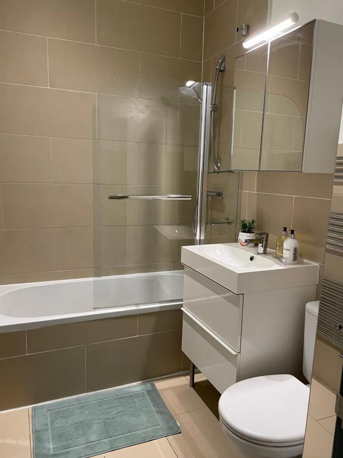 2 Bed Apartment Close To City Centre Cardiff Eksteriør bilde
