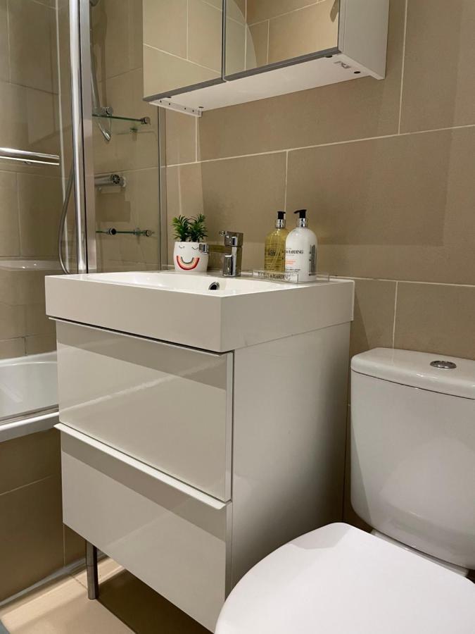 2 Bed Apartment Close To City Centre Cardiff Eksteriør bilde