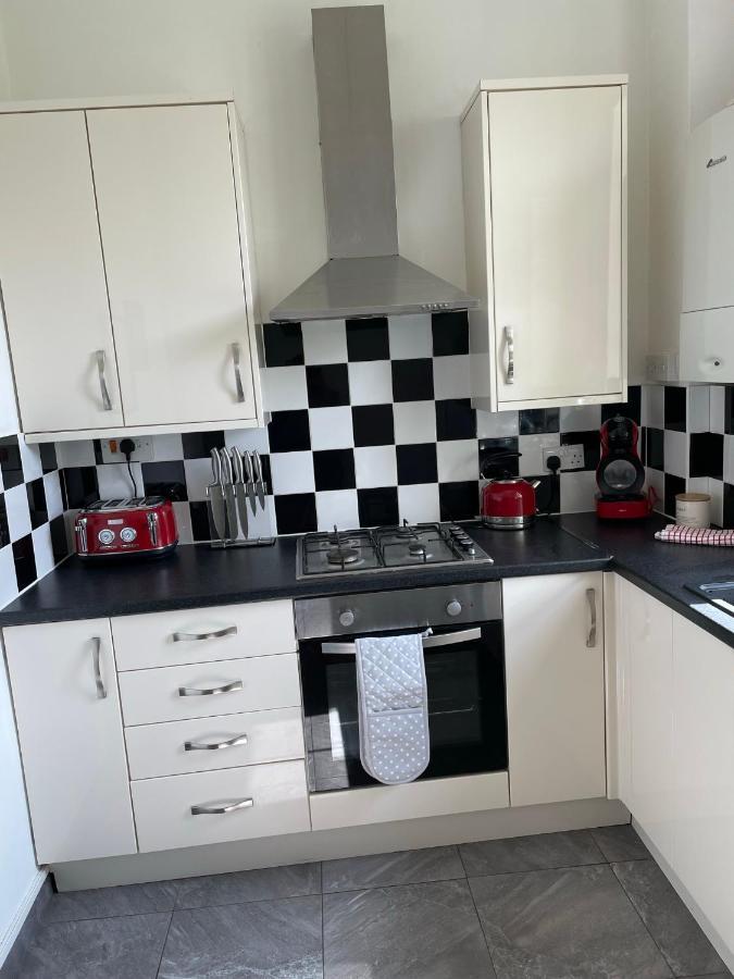 2 Bed Apartment Close To City Centre Cardiff Eksteriør bilde